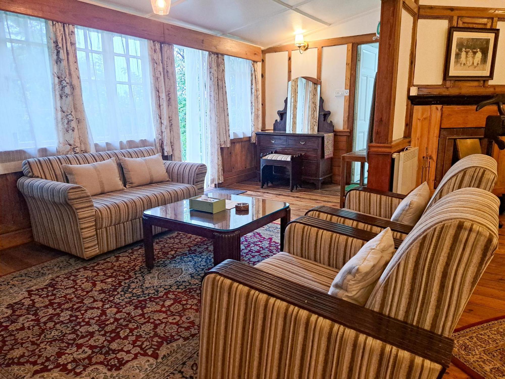 The Heritage Club - Tripura Castle Hotel And Spa Shillong Buitenkant foto