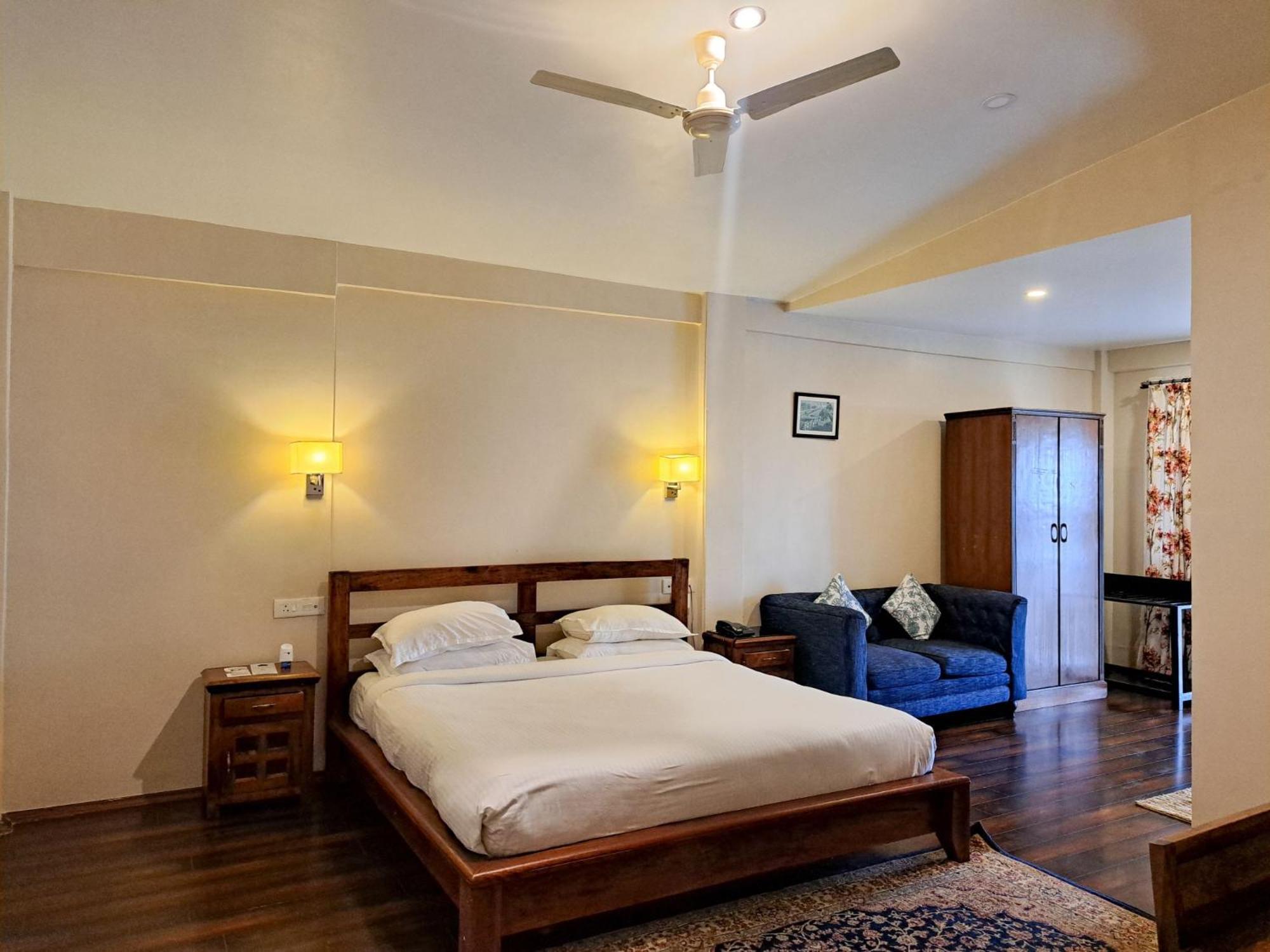 The Heritage Club - Tripura Castle Hotel And Spa Shillong Buitenkant foto