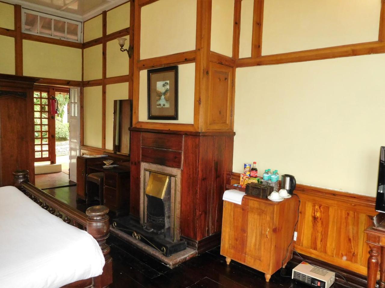 The Heritage Club - Tripura Castle Hotel And Spa Shillong Buitenkant foto