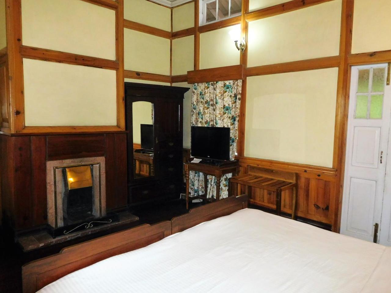 The Heritage Club - Tripura Castle Hotel And Spa Shillong Buitenkant foto