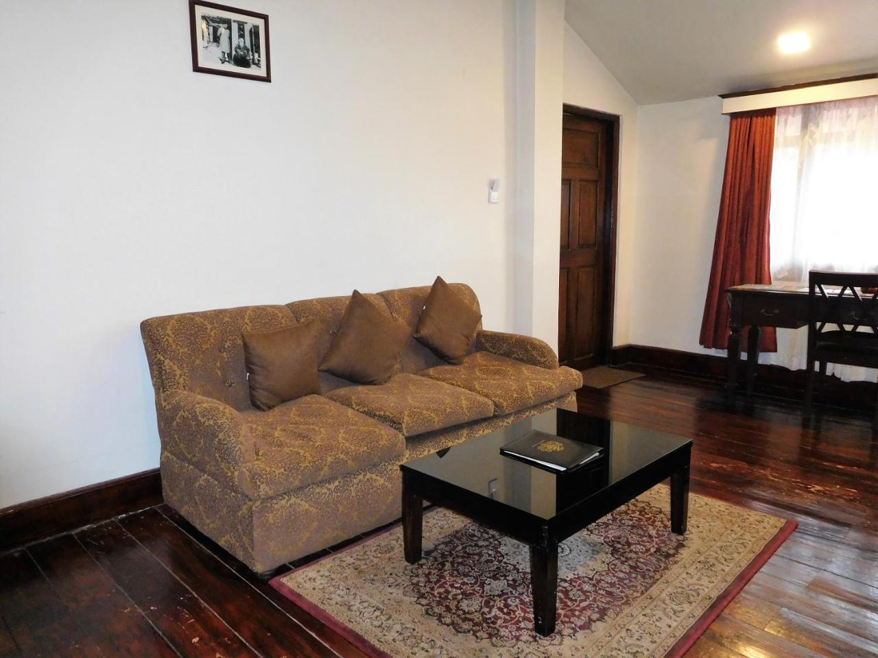The Heritage Club - Tripura Castle Hotel And Spa Shillong Buitenkant foto