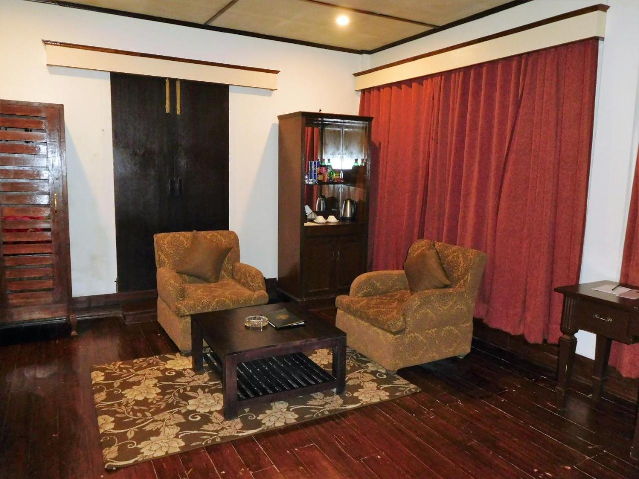 The Heritage Club - Tripura Castle Hotel And Spa Shillong Buitenkant foto