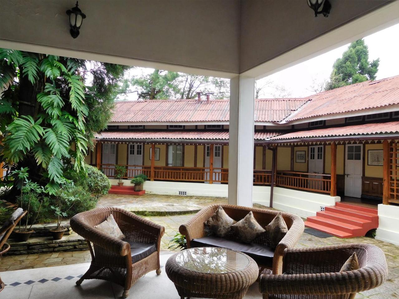 The Heritage Club - Tripura Castle Hotel And Spa Shillong Buitenkant foto